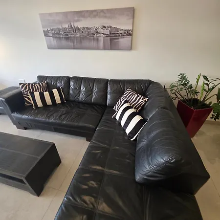 דירה Luxury Waterfront 3br With Large Terrace *